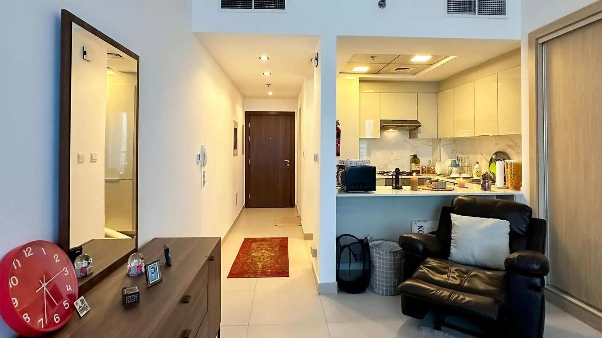 Cozy Studio In Jvc Dubai United Arab Emirates