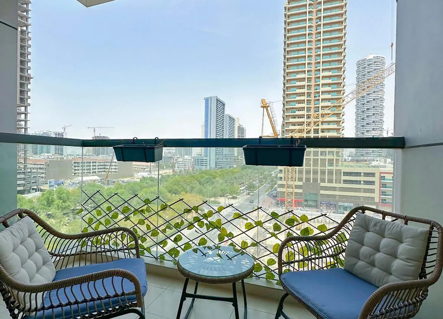 Cozy Studio In Jvc Dubai Apartment